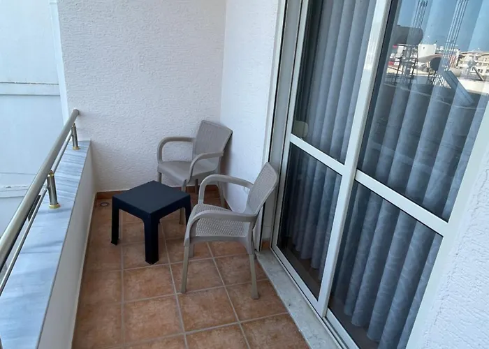 Durazzo Apartments3 公寓